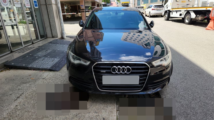  아우디 A6 순정 모니터 블랙아웃 수리 작업