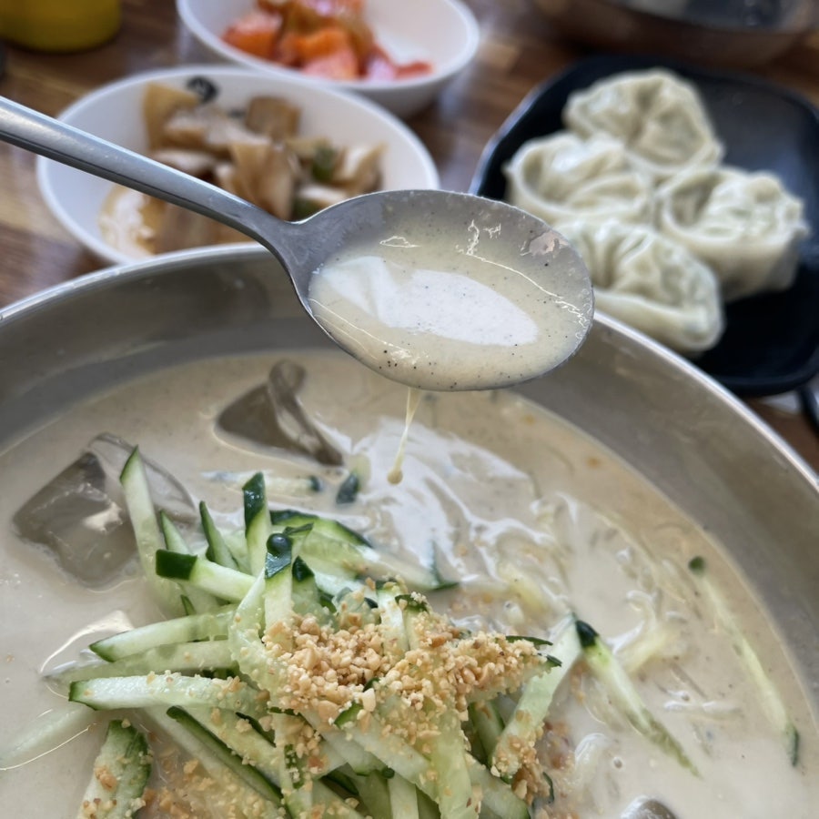 등촌샤브칼국수 고창점 사진 1
