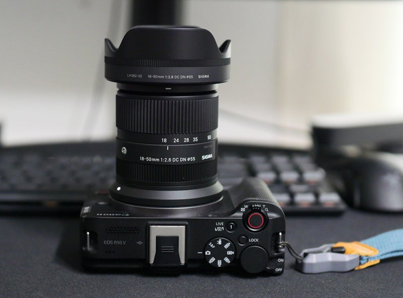시그마 18-50mm F2.8 RF 캐논 표준줌렌즈, R50V 마운트