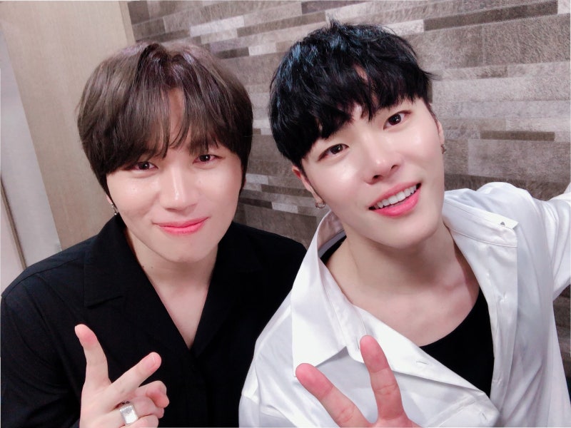 케이윌, 故 휘성 추모 무대…김도훈 작곡가와 뭉클한 사연 공개