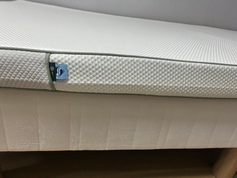 지누스 그린티 플러스 메모리폼 토퍼 10cm/ 센스맘 더 포근한 6cm 토퍼 내돈내산 후기