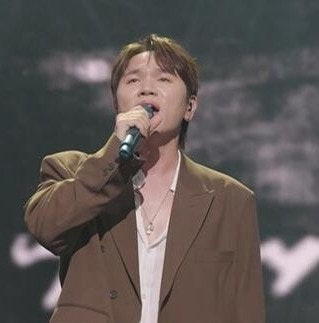 "故 <b>휘성 헌정무대</b>" 결국 눈물.. 8년 만에 돌아온 <b>케이윌</b>