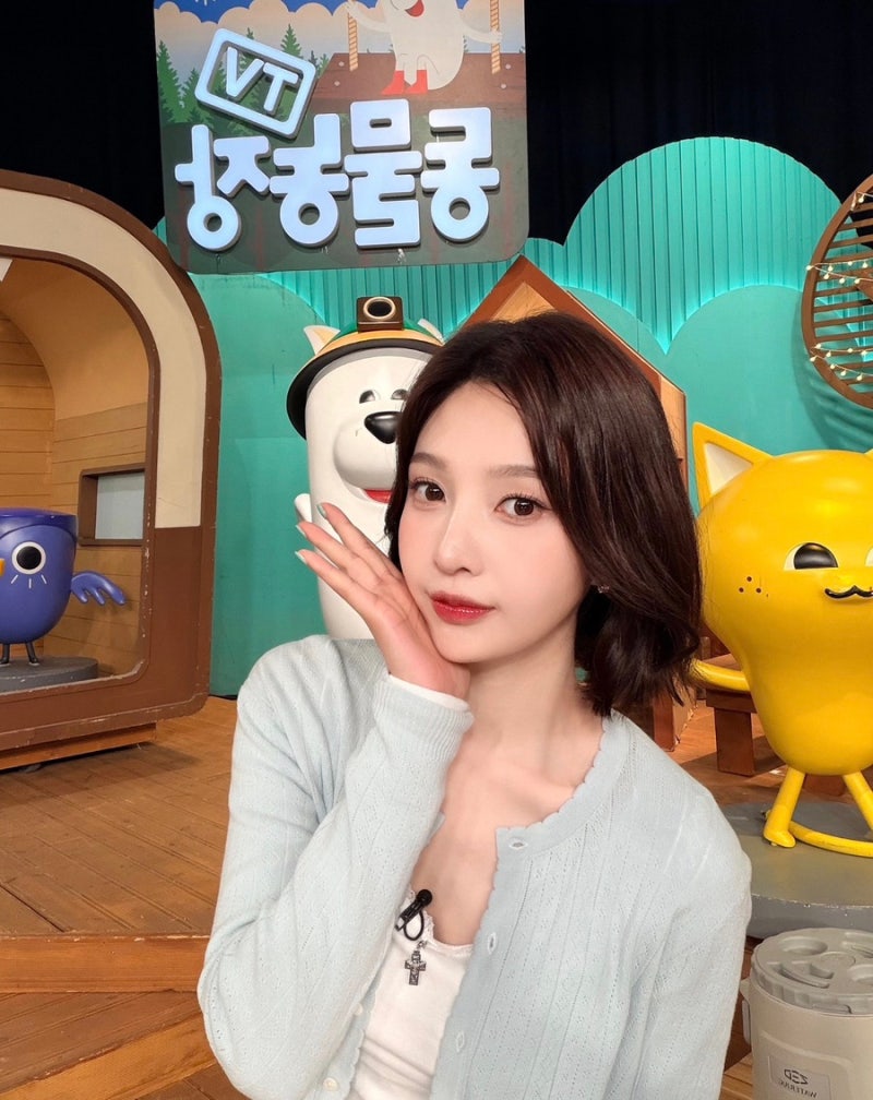 '3억 9천만 뷰' 원작 주인공 된 조이, 다이어트 성공 후 선보인 상큼한 니트 셋업 정보