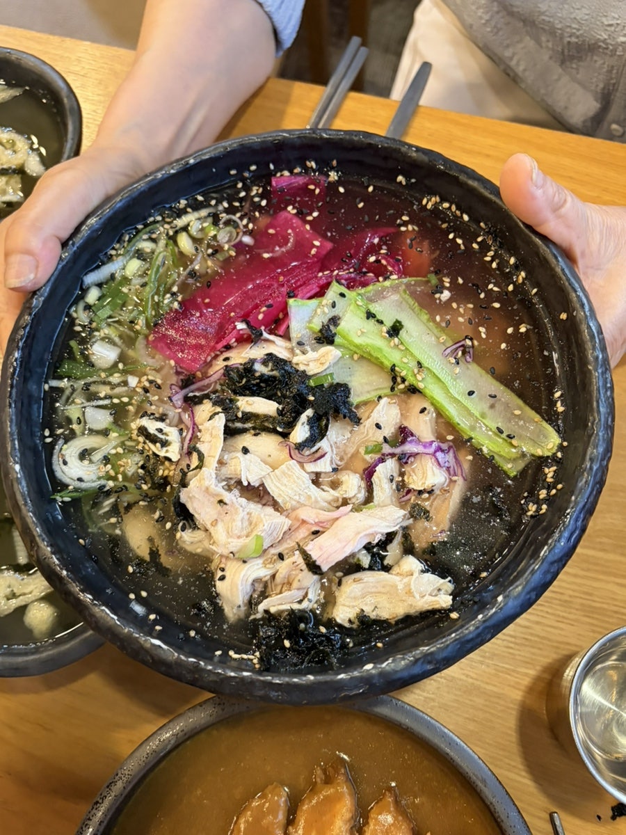 멸치국시와돈까스 사진 5