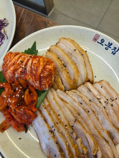 [전북 남원] 오봉집 남원점 항정살 수육 찐맛집! 밥과 반찬 리필가능