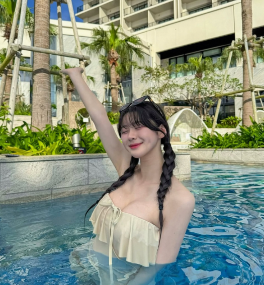 이다혜 대만 진출 후 휴양지서 깜짝 공개한 비키니 자태와 근황