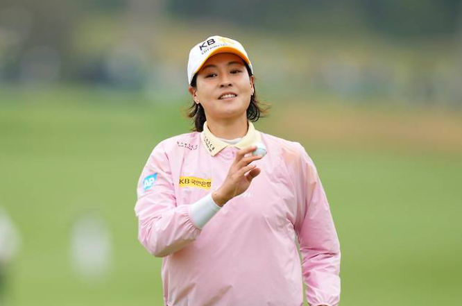 전인지 2라운드 1타차 3위...새 스윙으로 11년만의 US여자오픈 우승 도전 [총정리]