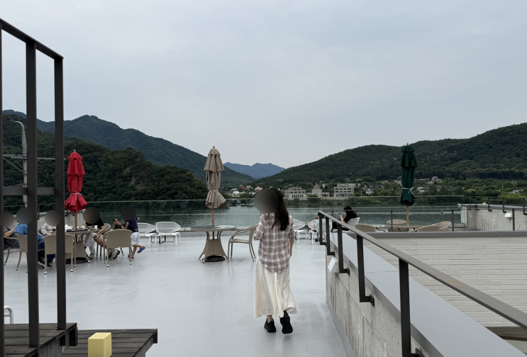  금남리 가람베이커리, 북한강 뷰 터지는 대형 베이커리 카페에서 즐긴 눈꽃빙수 후기