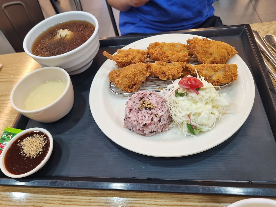 홍익돈까스 홍성내포점 사진 5