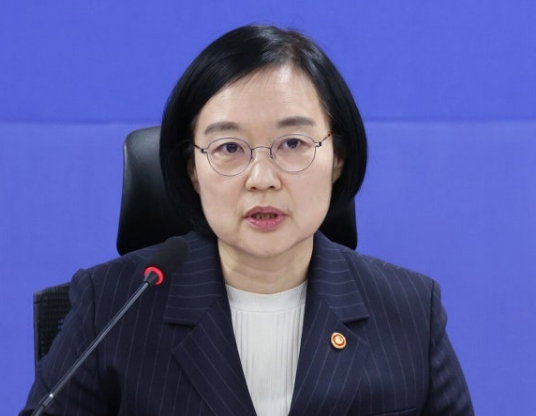네이버 대표에서 국무<b>총리</b>까지? <b>한성숙</b> 후보자 깜짝 발탁에... 