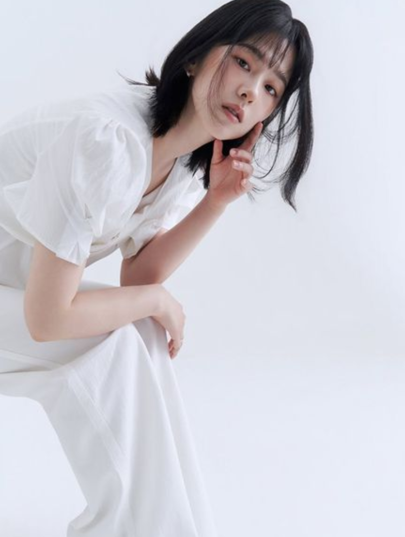 박혜수 카페 개업, 청순 미모 유지 올화이트 근황에 다시 눈길 간 이유
