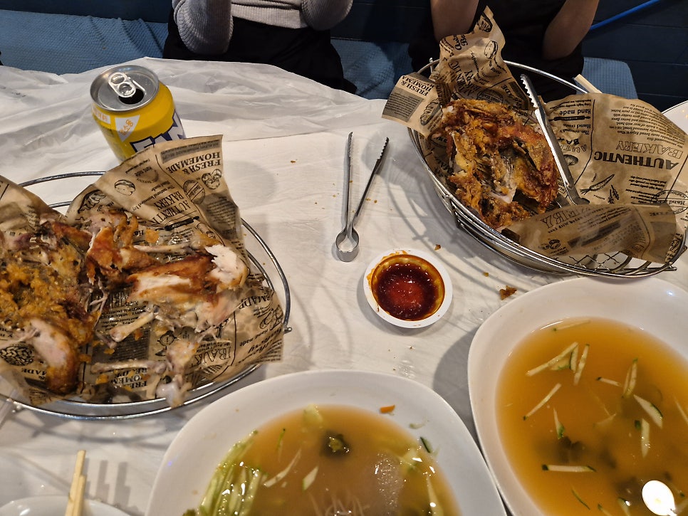 프리미엄옛날통닭 동탄점 사진 1