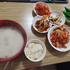수만국밥순대국 가성비국밥 살코기뽈살국밥