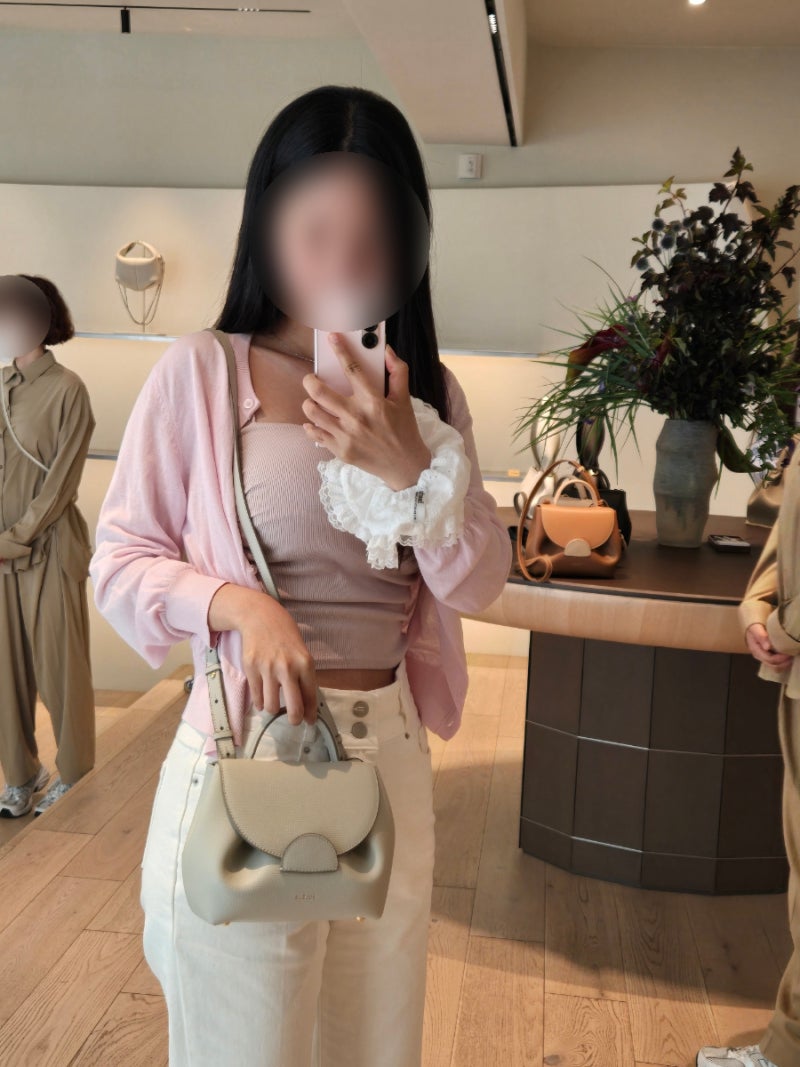 생일기념 가로수길 폴렌느서울에서 누메로 앙 구매,실착후기  :: 이부진도 선택했던 가방 폴....