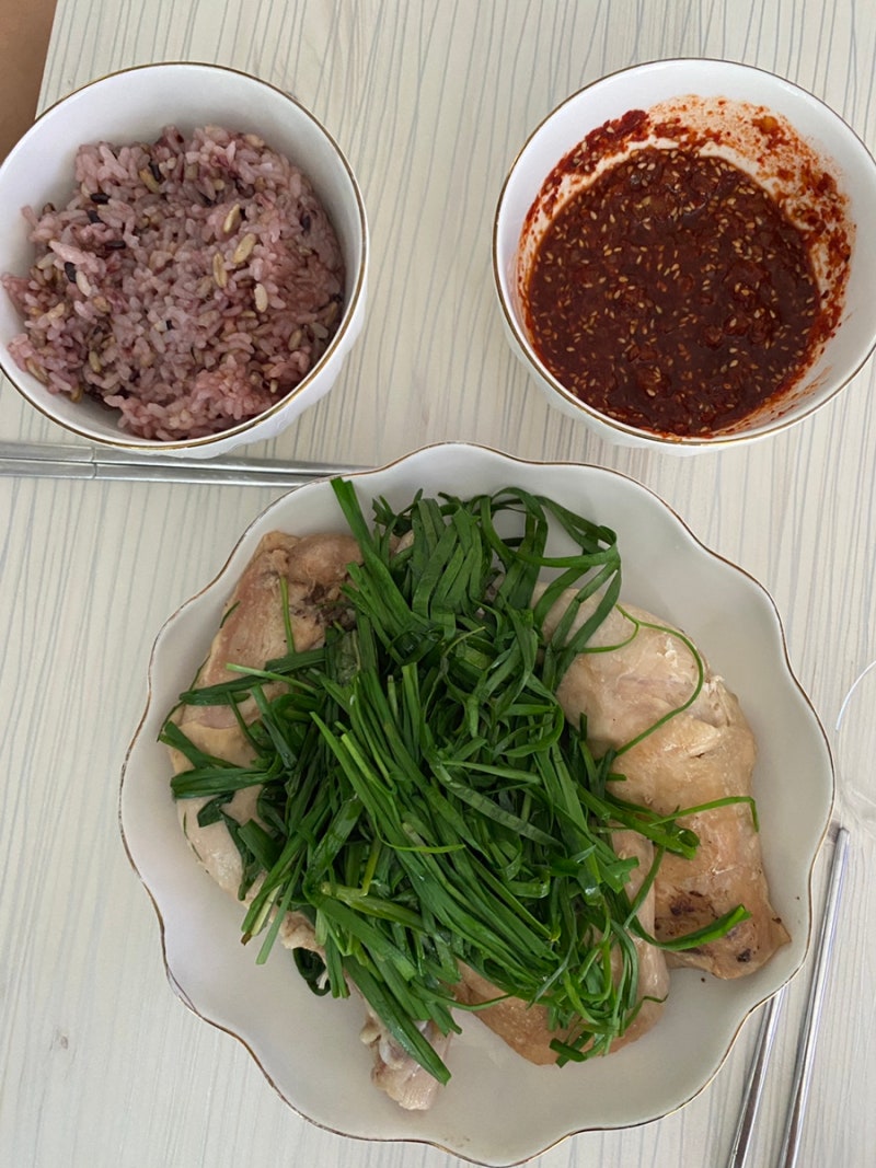 담백함의 끝판왕, 부추와 곁들여 먹는 이북식 찜닭 (소스 레시피)