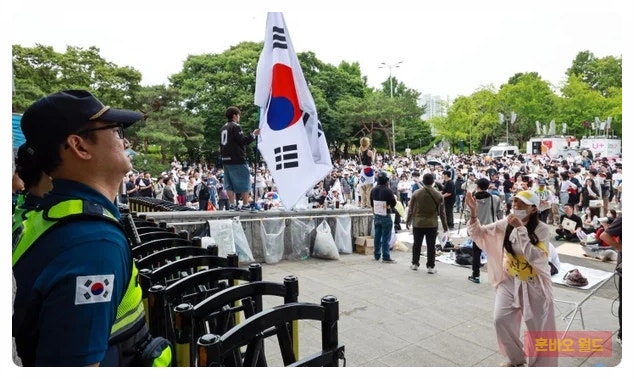 <b>잠실 개표소 시위</b>, 2030이 외친 건 ‘부정선거’가 아니라... 