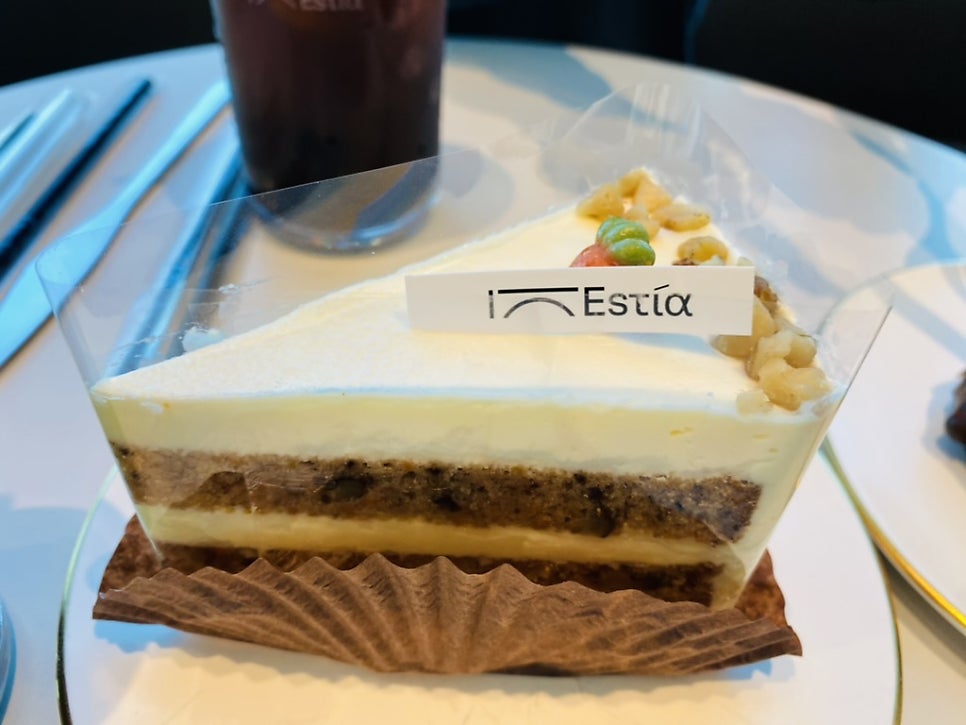 에스티아 사진 5