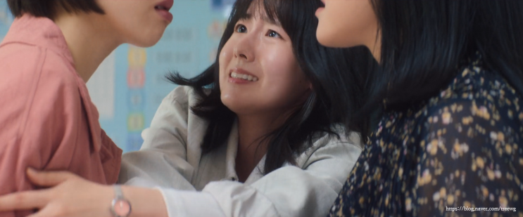 <b>넷플릭스 참교육</b> 결말 논란?! 초딩 선생님들이 펑펑 운 이유... 
