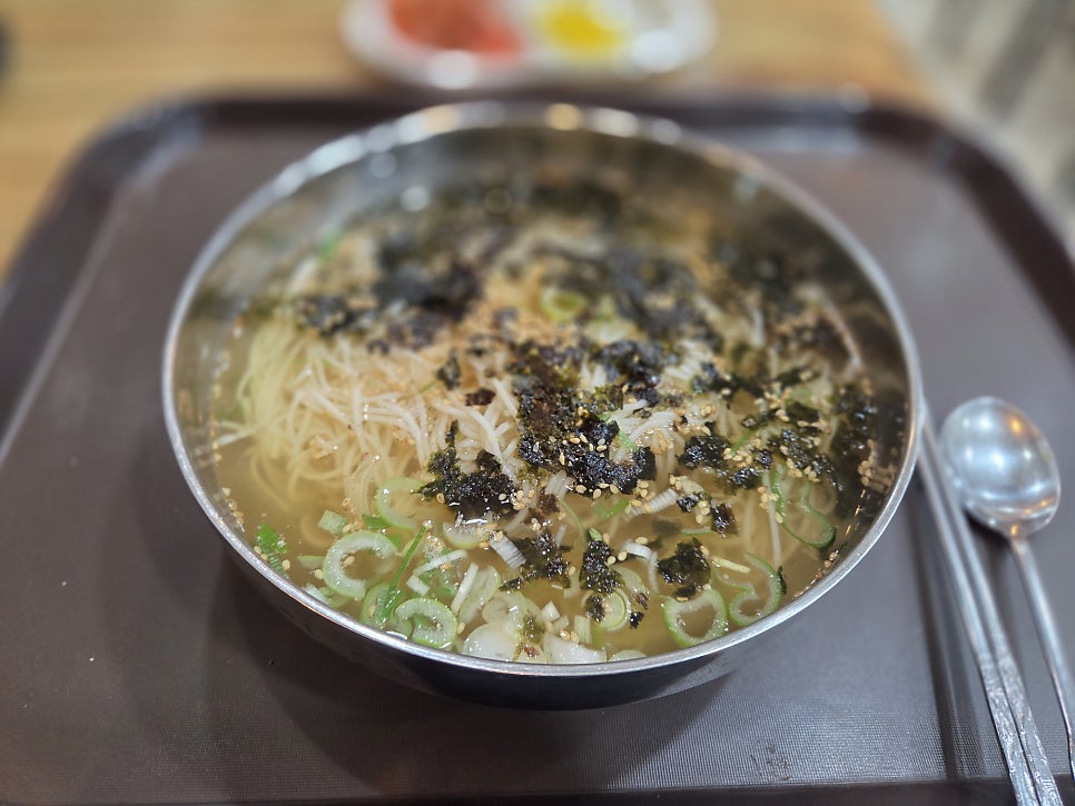 잔치국수냉면 경인여대점 사진 6
