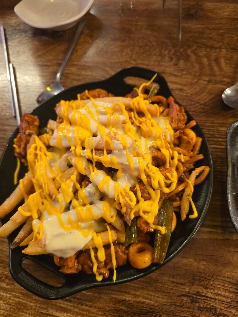 기영이숯불두마리치킨 포천일동점 사진 1