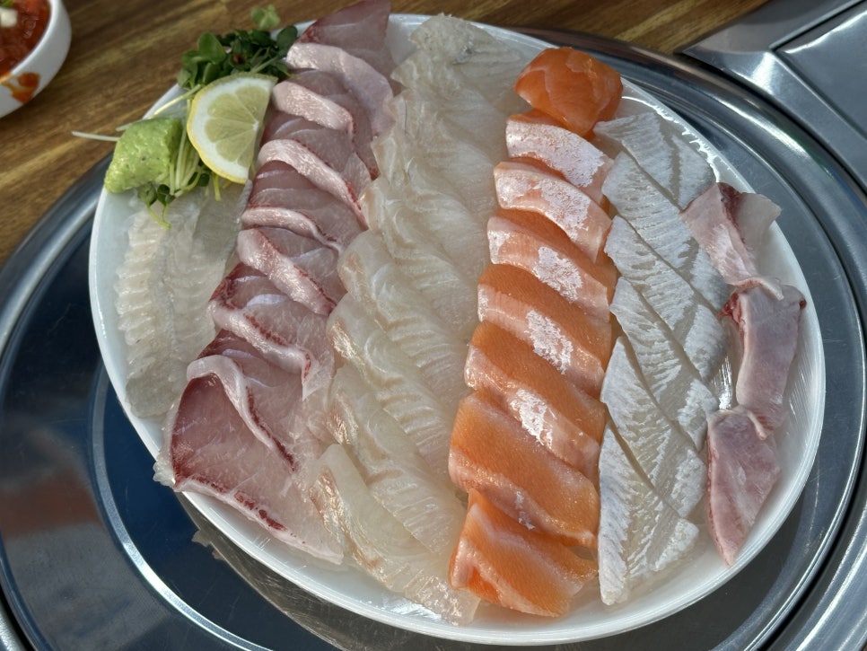 속초종합어시장 광명점 사진 1