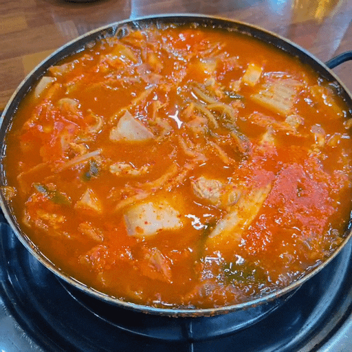 경기 수원 이은영모듬김치찌개 인계본점 수원 김치찌개 맛집 추천