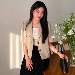  클라비스 아웃포켓 반팔자켓 디자인 분석 - 캐주얼웨어 구조적 완성도 높이는 실루엣 가이드