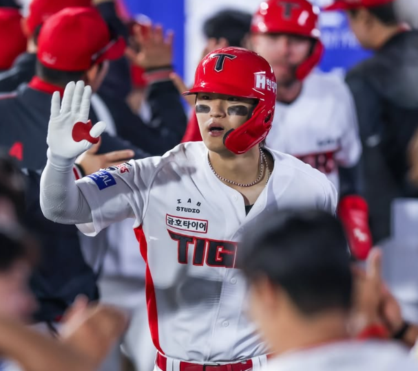 기아 김도영 도루되는 홈런왕인데 유격수시킨다는 이범호 감독 왜?
