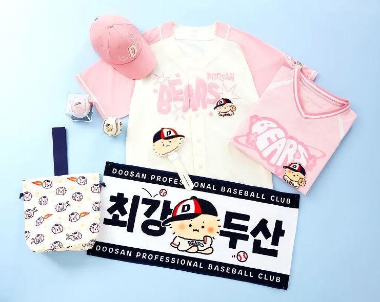 두산베어스 X 망그러진곰 콜라보 레플리카 핑크 유니폼 105 사이즈 카카오톡 선물하기 대기 ....