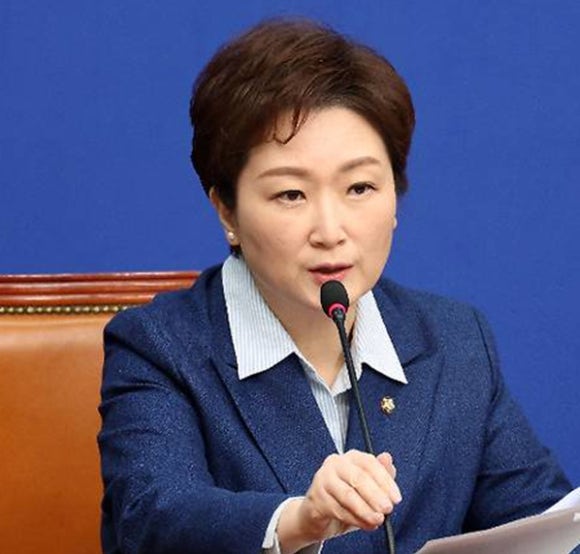이언주, 최고위원 사퇴…˝민주당이 비전 제시 못했다˝