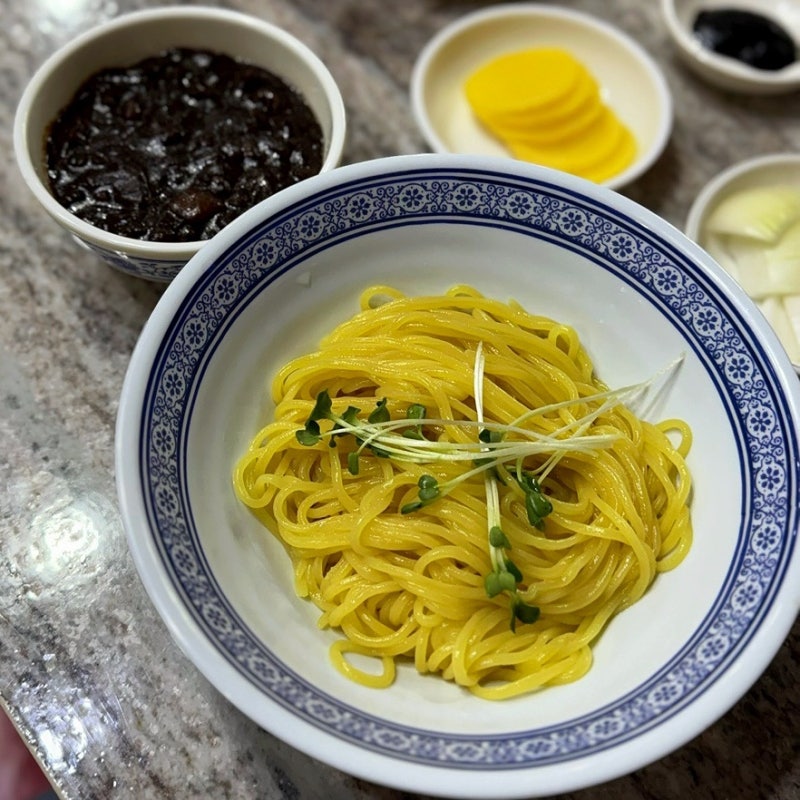 인천 차이나타운 맛집 태화원 유니짜장 중국냉면 먹방 당일치기 데이트 코스