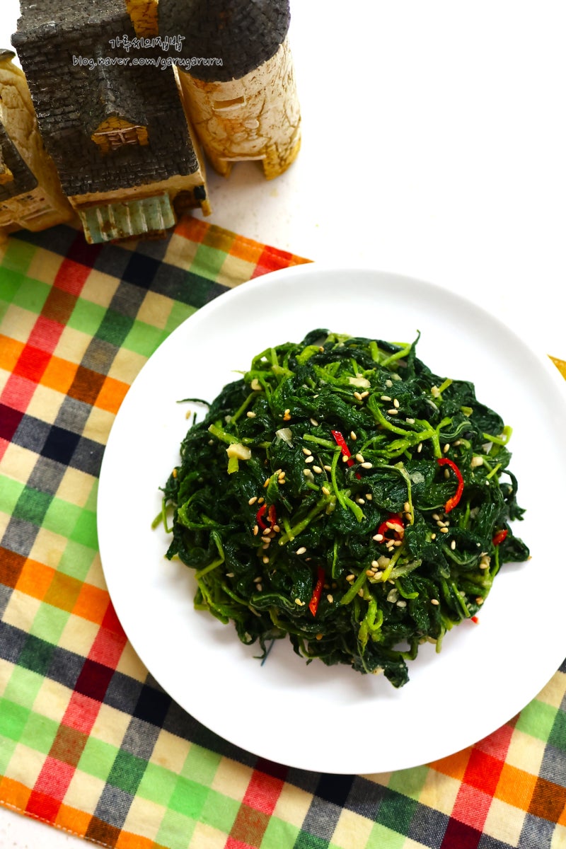 깻잎순들깨볶음 어린 깨순볶음 깻잎볶음