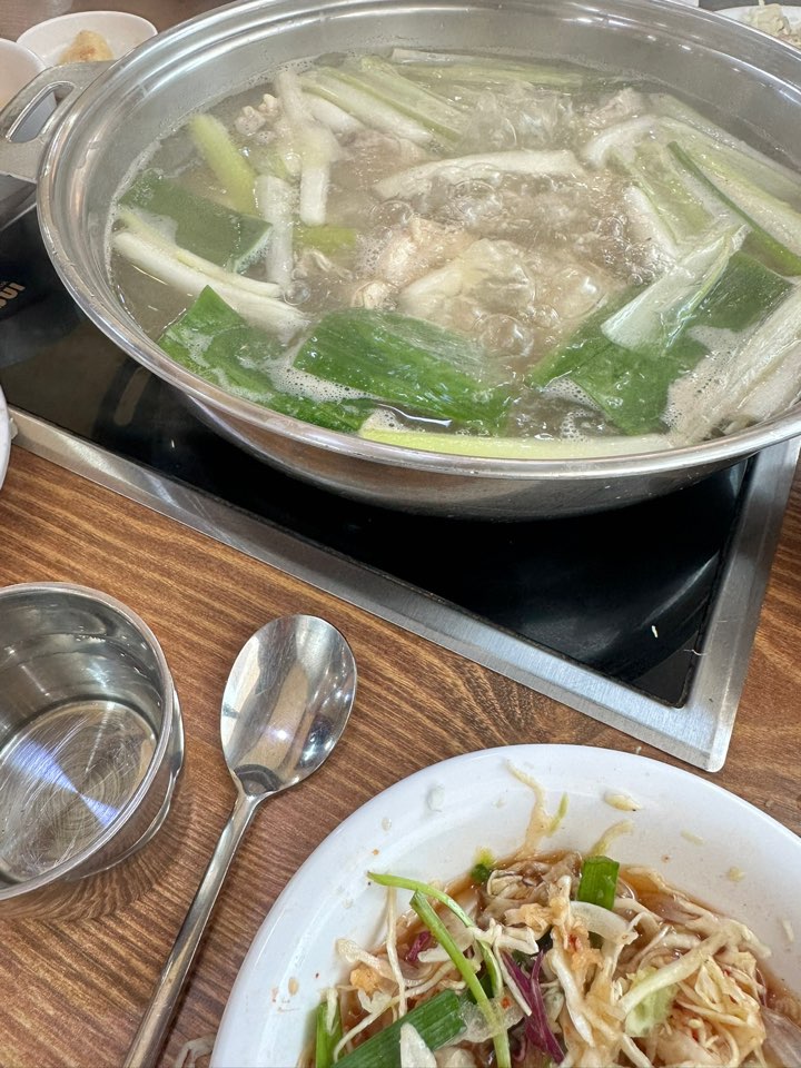  안암오거리 몸보신 회식, 고려대 건강한맛집 <안암동닭한마리칼국수>