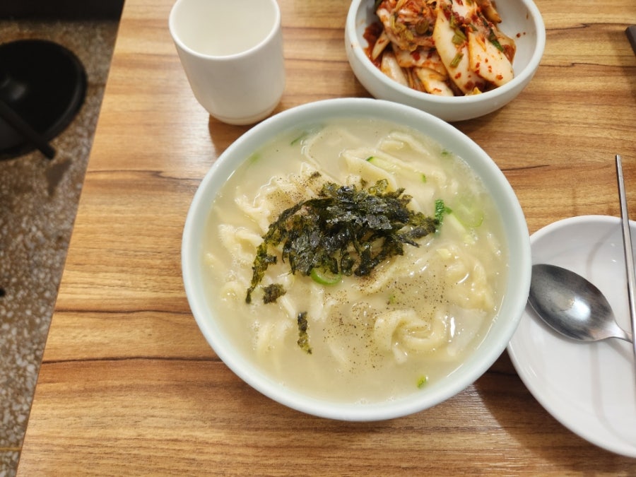 엄지손칼국수 사진 3