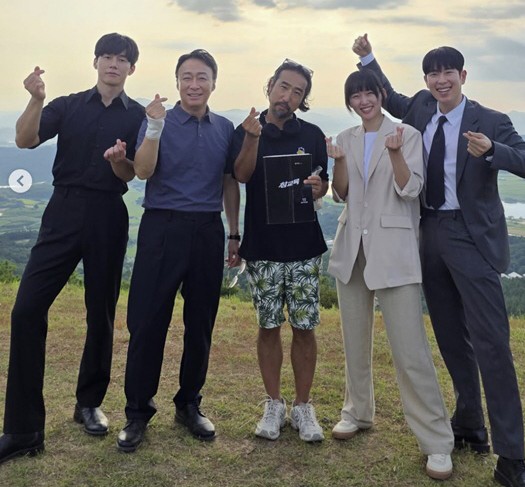 <b>참교육</b> <b>1위</b> 불꽃응원,인생작 경신?..논란보다 강했던 <b>화제성</b>... 