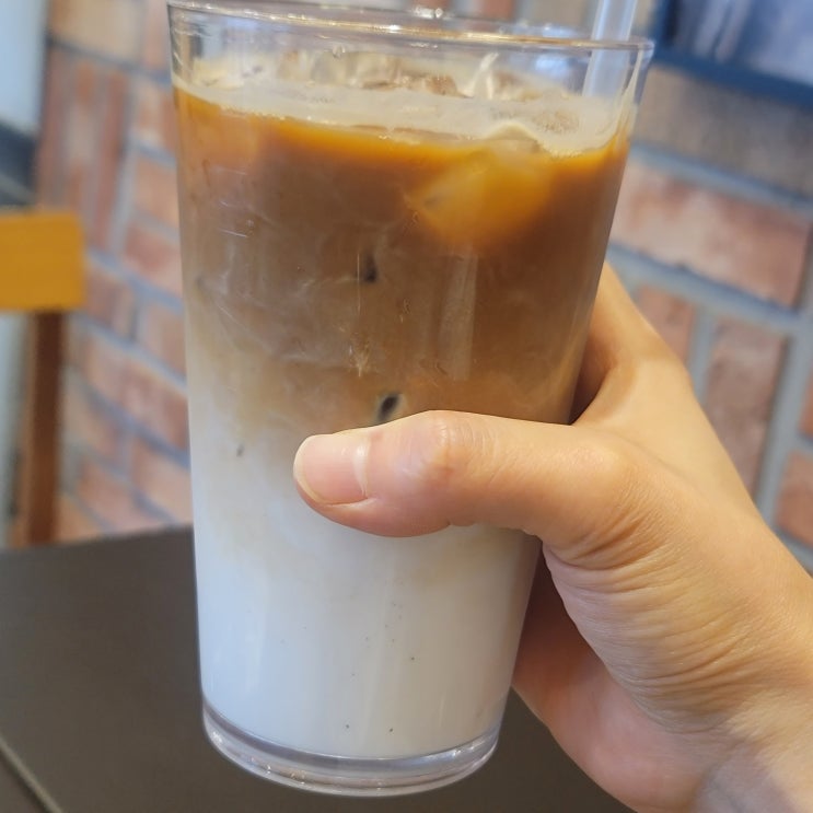  이디야 신메뉴 에스프레소 코코넛 라떼 할인 칼로리, 맛 후기
