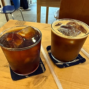다낭 미케비치 카페 추천｜준차가 궁금해서 가본 오슬로커피 Oslow Coffee