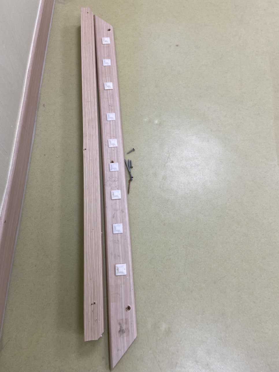청라 슬라이딩 포켓도어 수리｜열리지 않던 어린이집 문 교체 없이 해결
