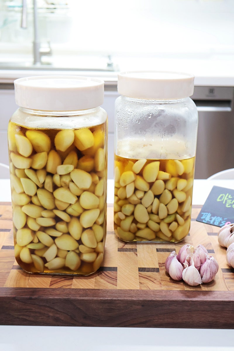 마늘 장아찌 만드는 법 만들기 햇마늘 소금 깐마늘 장아찌 레시피