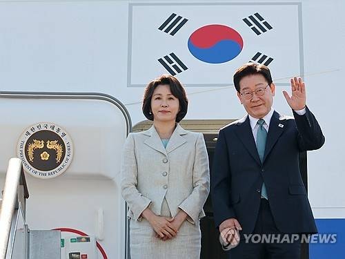이재명 대통령, G7·유럽 순방길 출국…민주 지도부 ‘전원 불참’