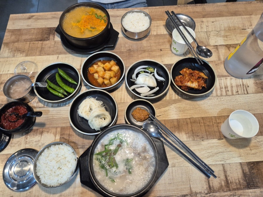 찐한부산돼지국밥 사진 6