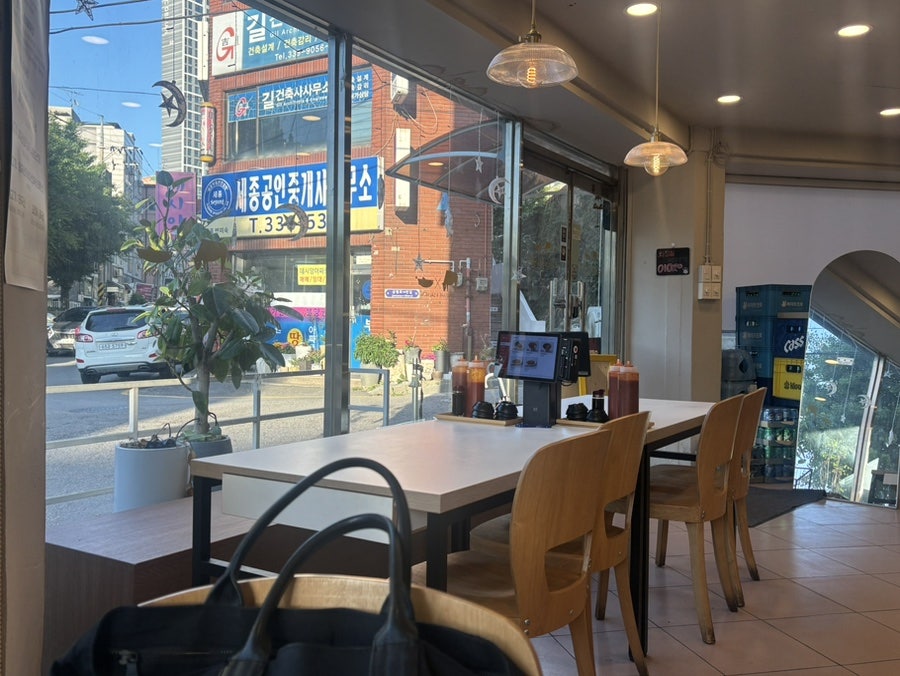 육회바른연어 용인모현점 사진 4