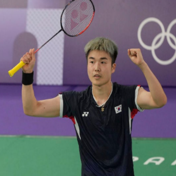 배드민턴 남자단식 대표주자 전혁진!! BWF 호주오픈 1회전 32강 대만 선수에 승리하며 2회전 진출!! 16강에서도 대만의 리 치아하오를 상대한다!!