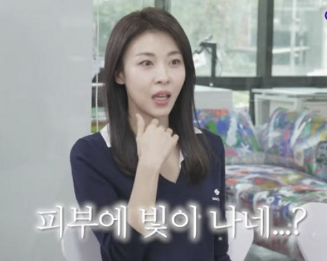 “레몬꿀차로 시작한다” 40대 후반 하지원, 혈당까지 잡는 몸매관리 루틴은?