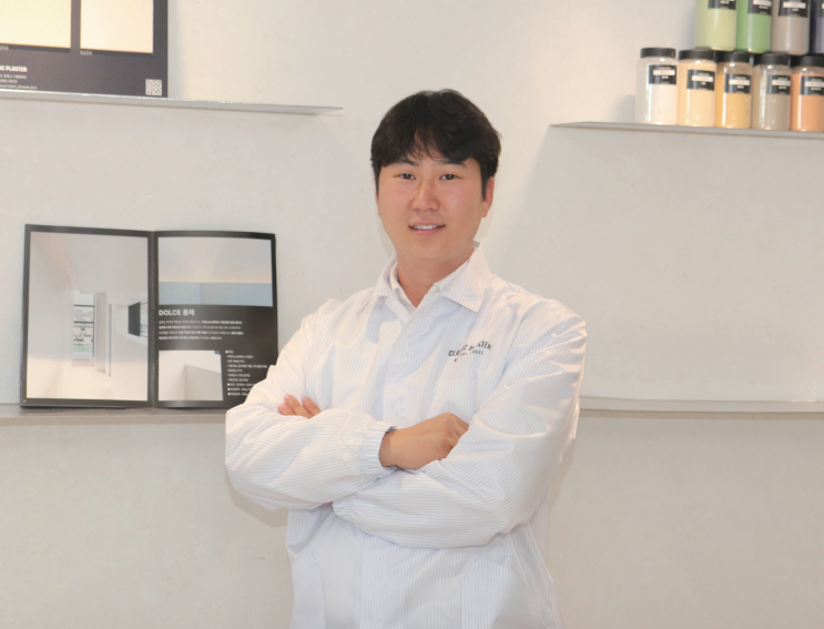  질감으로 완성되는 공간, 미장재의 새로운 흐름 / 클래식플라스터(CLASSIC PLASTER) 이성환 대표