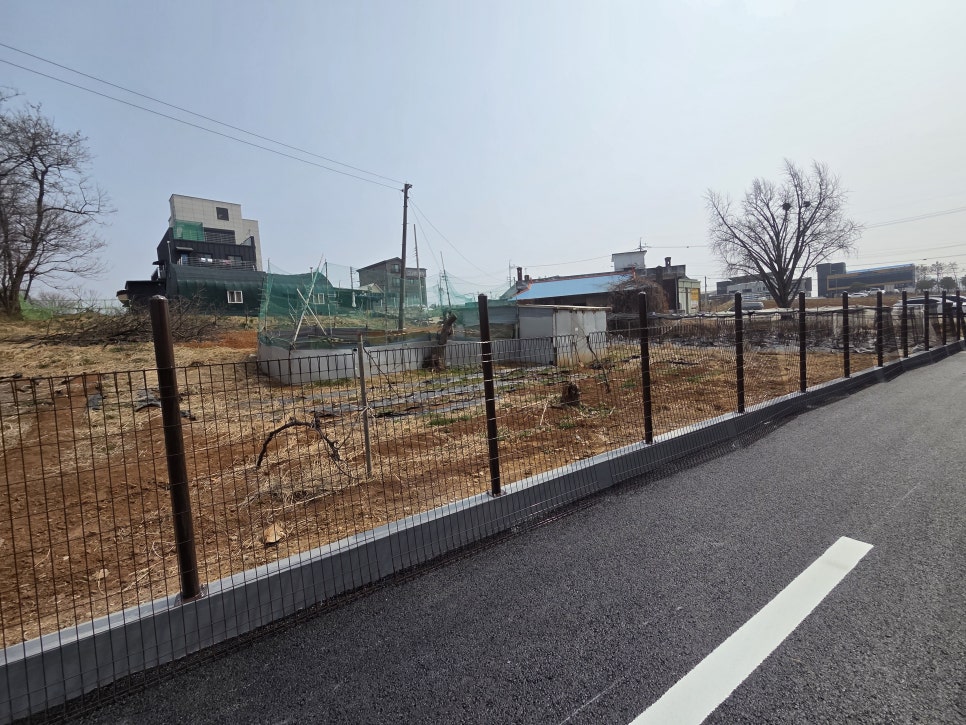 경기도 평택 신축빌라 메쉬 휀스 설치 후기