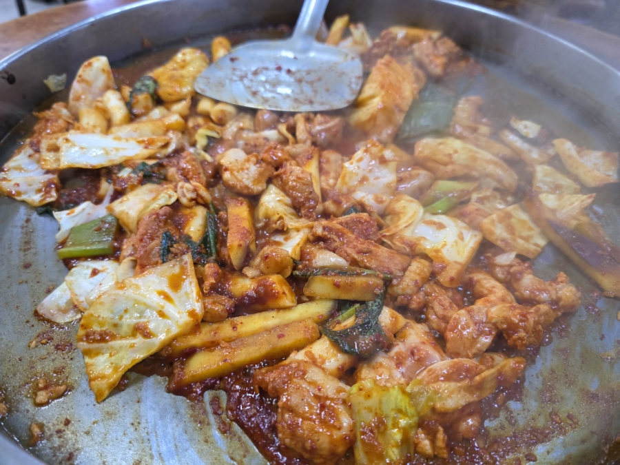 꼬꼬댁갈비 왜관점 사진 1