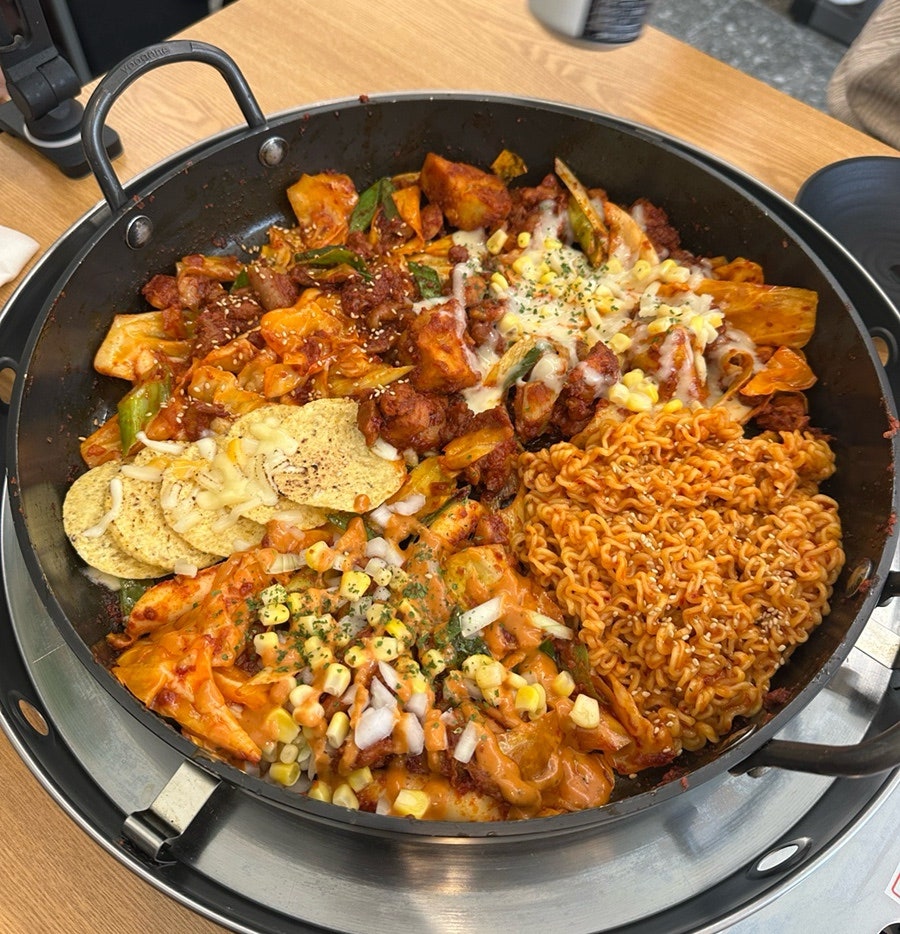 유가네닭갈비 일산식사점 사진 1