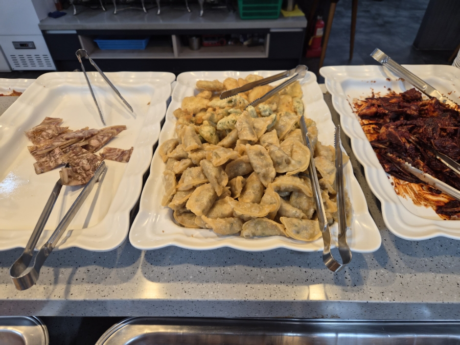 동문한식뷔페 사진 6