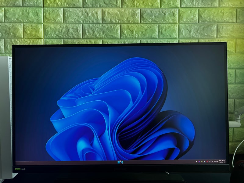 LG 울트라기어 27G640A 후기